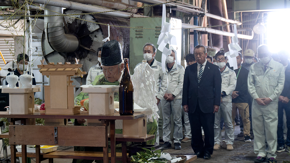 < 伊仙工場 製糖安全祈願祭 >